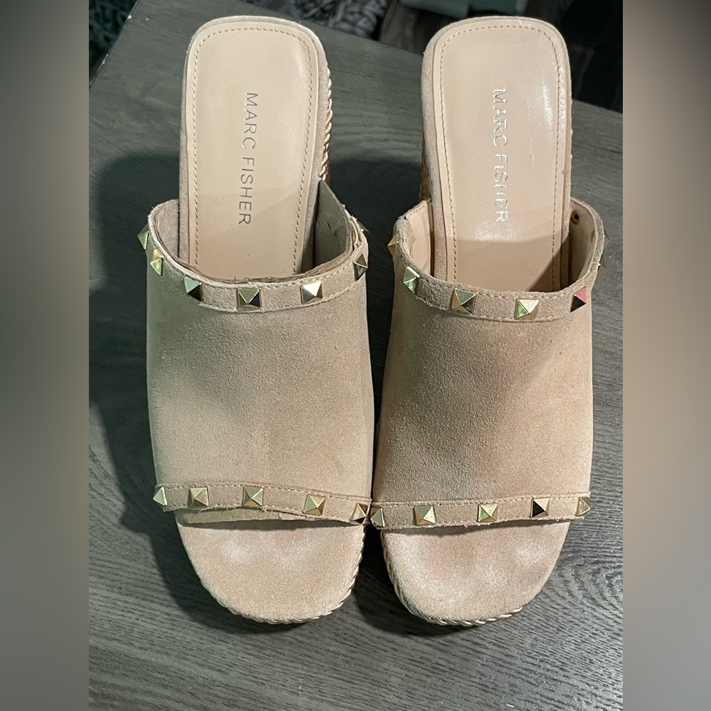 Marc Fisher Wedges